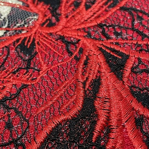 Chico Sweater Women Size 1 M Flower Embroidery Applique Patch Casual Comfy Boho - Picture 8 of 10